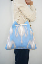 画像をギャラリービューアに読み込む, Adras Kinchaku Bag - 0601JP