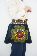 画像をギャラリービューアに読み込む, Suzani Kinchaku Bag - 0602JP