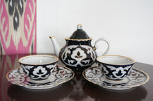 画像をギャラリービューアに読み込む, ウズベキスタン綿花柄 ティーポット / プレート・ティーカップ 2セット